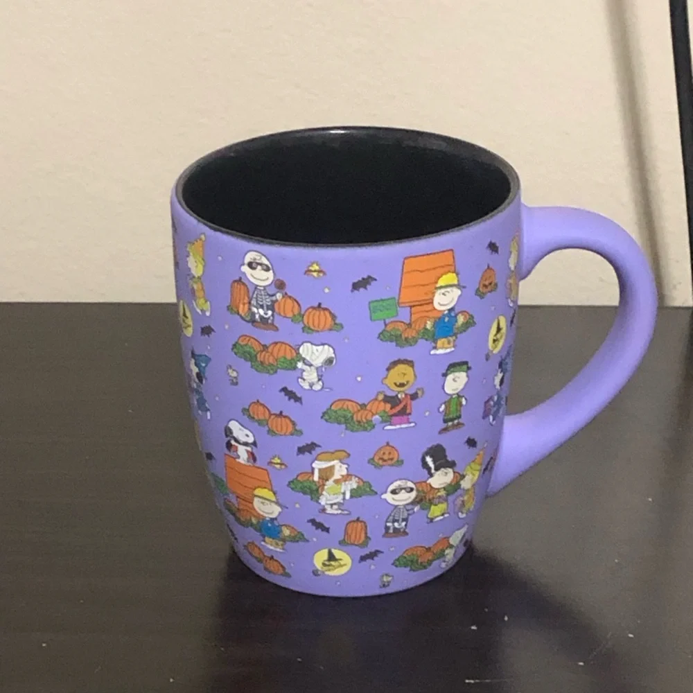 Peanuts Soft Touch Charlie Brown And Gang Oversized Mug 25 Oz Halloween New